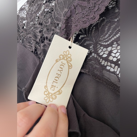 Joyfolie Sveta Maxi Dress - Picture 5 of 10